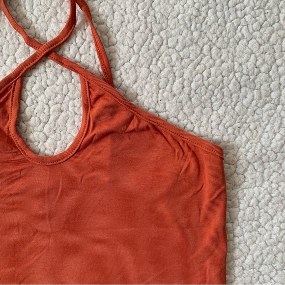 Halter Cropped Top - Picture 3 of 9